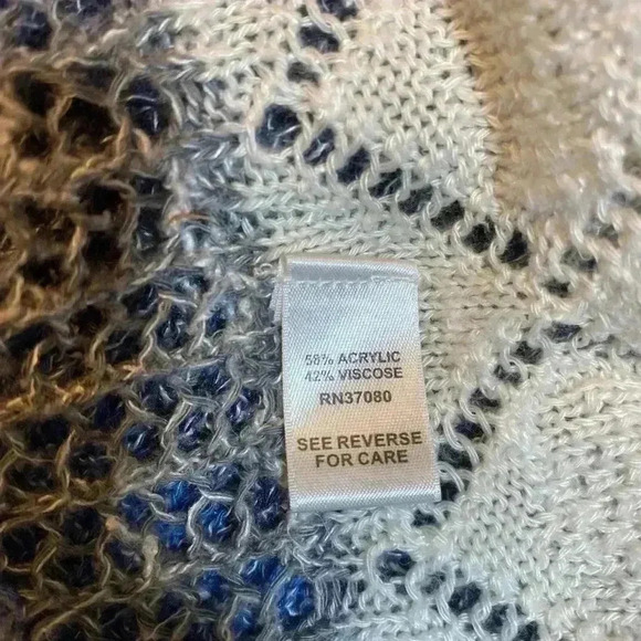 Cato Established 1946 women’s long sweater in blues gray & white size 18/20W - Picture 4 of 5